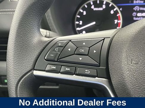 Used 2025 Nissan Sentra SV FWD image 27
