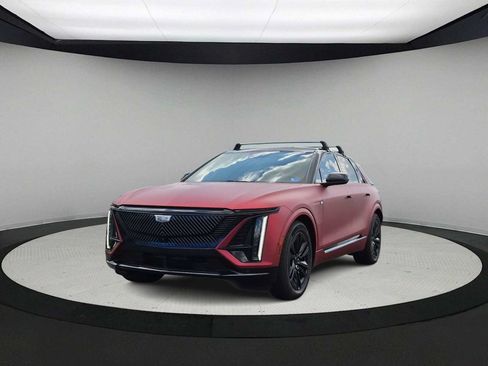 Used 2024 Cadillac Lyriq Luxury RWD image 4