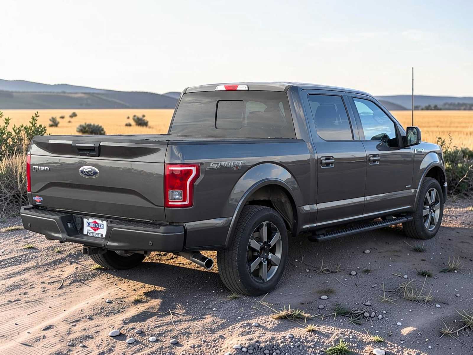 Used 2015 Ford F150 XLT w/ Equipment Group 302A Luxury AWD/4WD image 6