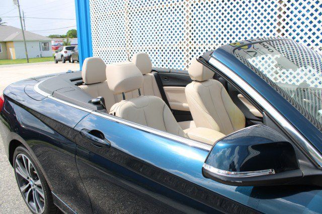 Used 2017 BMW 230i Convertible RWD image 5