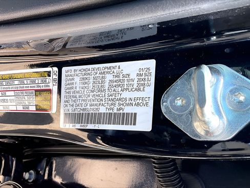 Used 2025 Acura RDX w/ Advance Package AWD/4WD image 29