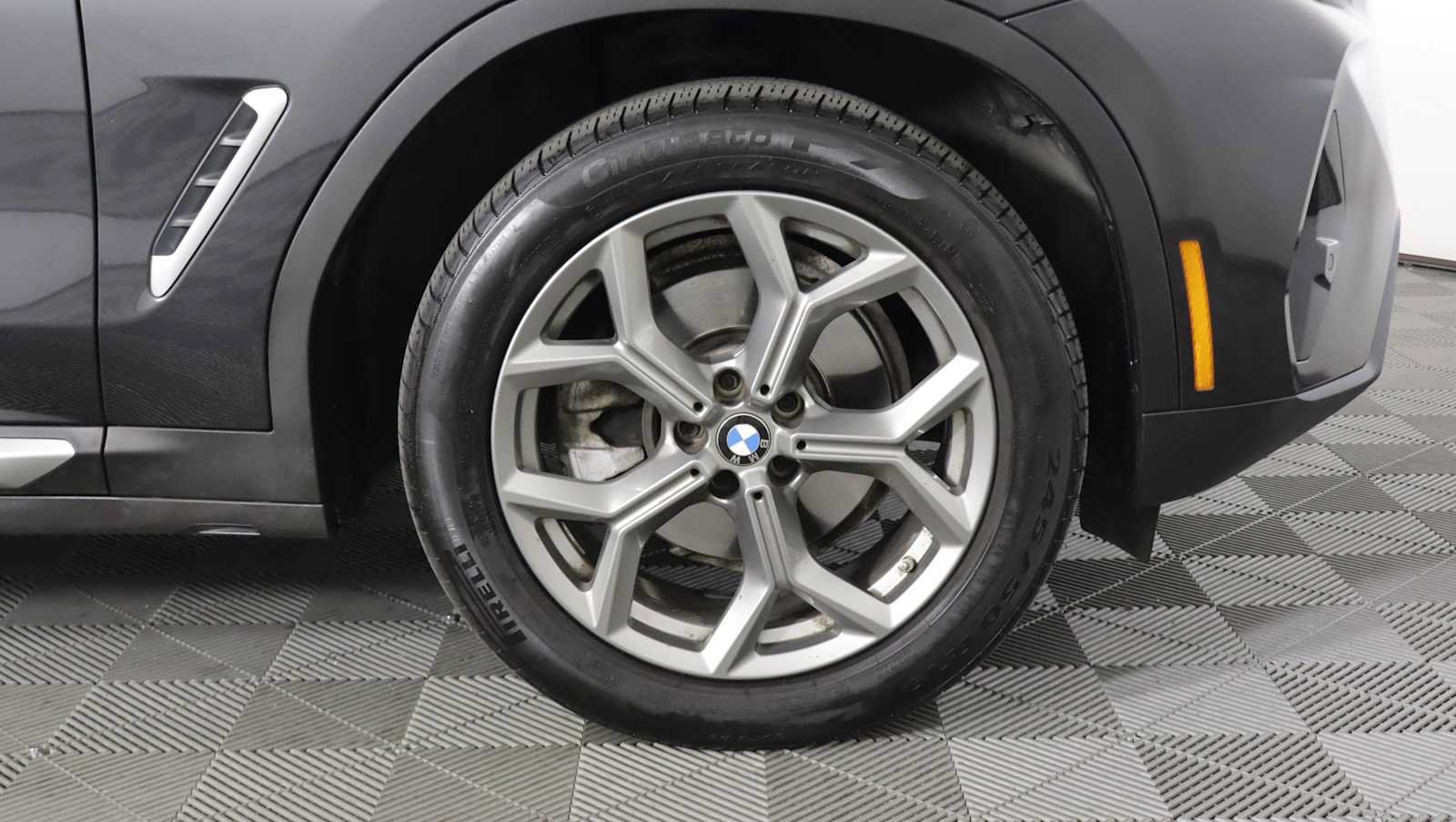 Used 2023 BMW X3 xDrive30i w/ Premium Package AWD/4WD image 7