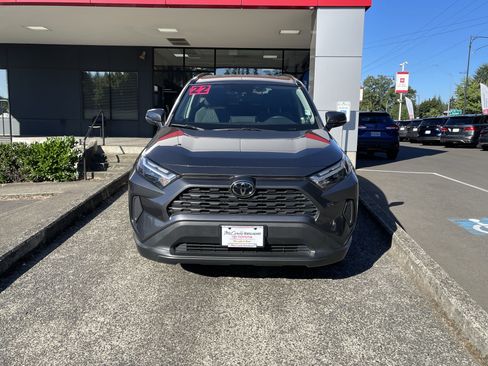 Certified 2022 Toyota RAV4 XLE w/ XLE Grade Weather Package AWD/4WD image 2