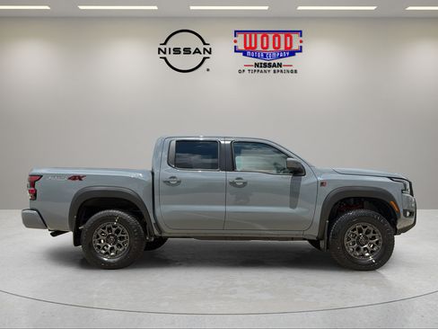New 2026 Nissan Frontier PRO-4X w/ Pro-4x Convenience Package AWD/4WD image 2