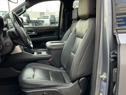 Used 2022 Chevrolet Suburban Z71 w/ Off-Road Capability Package image 33