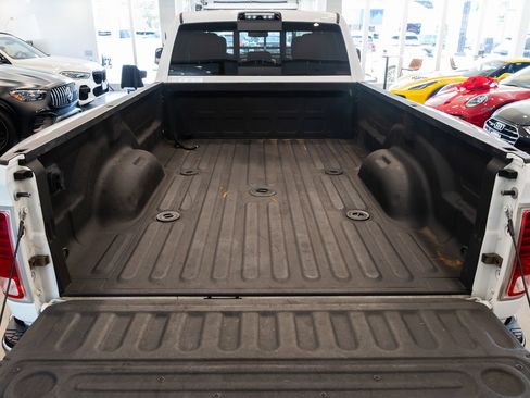 Used 2015 RAM 3500 Laramie Longhorn AWD/4WD image 10