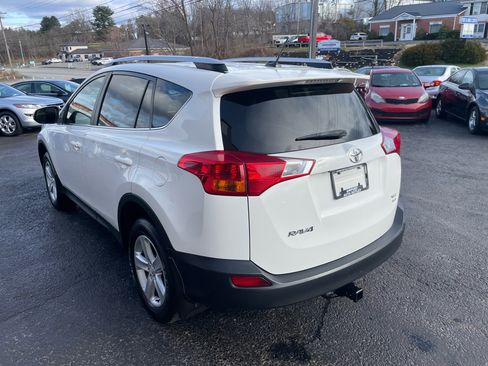 Used 2014 Toyota RAV4 XLE image 8