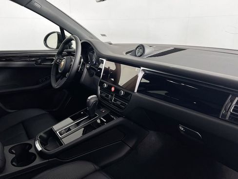 New 2026 Porsche Macan S image 31