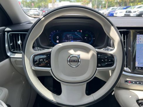 Used 2023 Volvo S60 T8 Plus AWD/4WD image 31