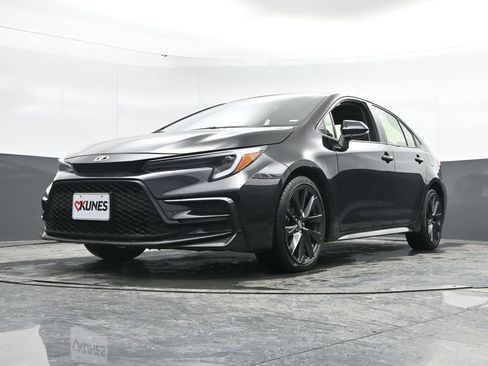 Used 2024 Toyota Corolla SE image 47