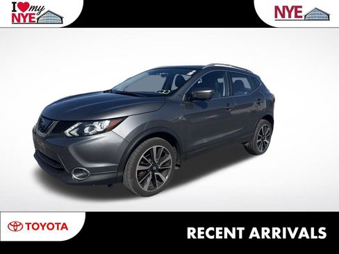 Used 2018 Nissan Rogue Sport SL w/ SL Premium Package AWD/4WD image 1