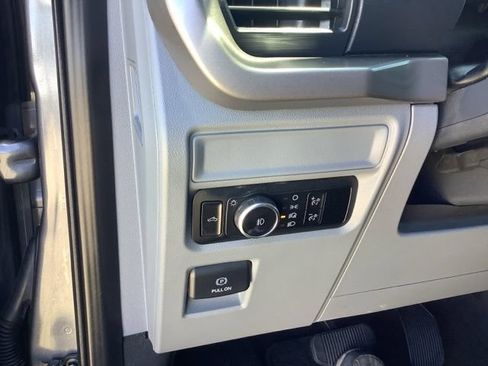 Used 2024 Ford F150 XLT AWD/4WD image 26