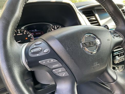 Used 2017 Nissan Pathfinder SV w/ Trailer Tow Package AWD/4WD image 24