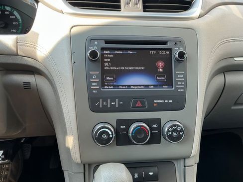Used 2014 Chevrolet Traverse LS image 7