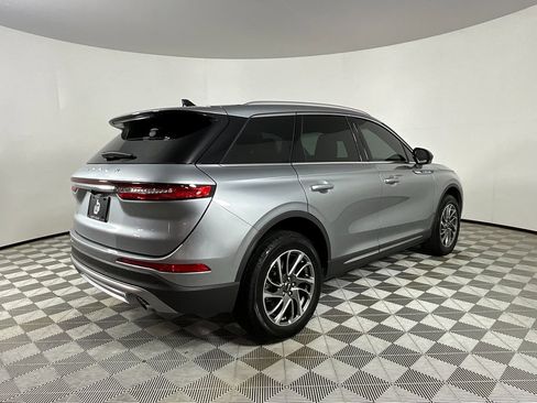 Used 2022 Lincoln Corsair FWD image 4