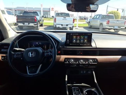 Certified 2023 Honda Pilot Elite image 20
