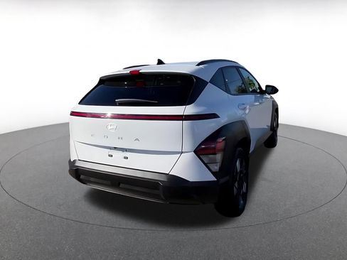 Used 2025 Hyundai Kona SEL image 12