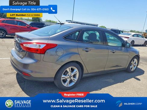 Used 2014 Ford Focus SE FWD image 4