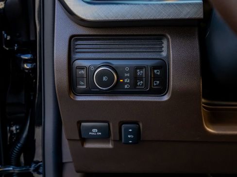 Used 2026 Ford F450 King Ranch w/ Chrome Package image 22