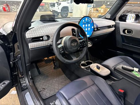 Used 2025 MINI Cooper S FWD image 16