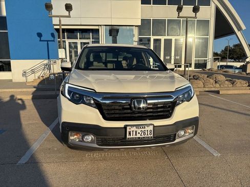 Used 2019 Honda Ridgeline RTL-E image 2
