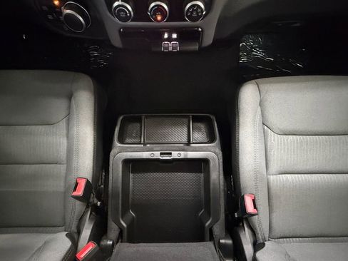 Used 2019 RAM 1500 Big Horn AWD/4WD image 33
