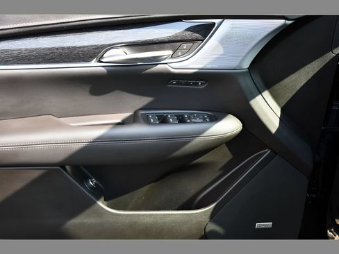 Used 2023 Cadillac XT5 Premium Luxury w/ LPO, Floor Liner Package AWD/4WD image 27