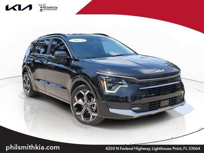 Used 2023 Kia Niro SX Touring