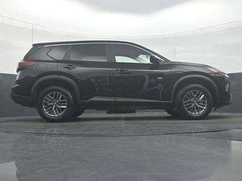 Used 2026 Nissan Rogue SV FWD image 33