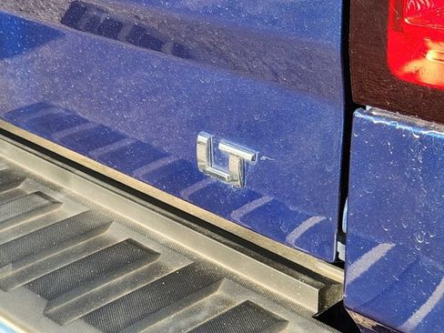 Used 2017 Chevrolet Silverado 1500 LT w/ Texas Edition RWD image 8