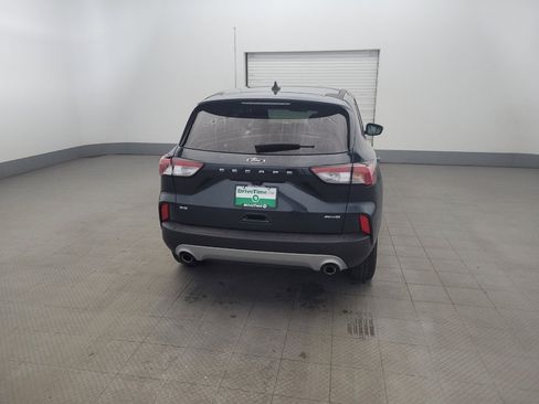 Used 2022 Ford Escape SE w/ Cold Weather Package AWD/4WD image 7