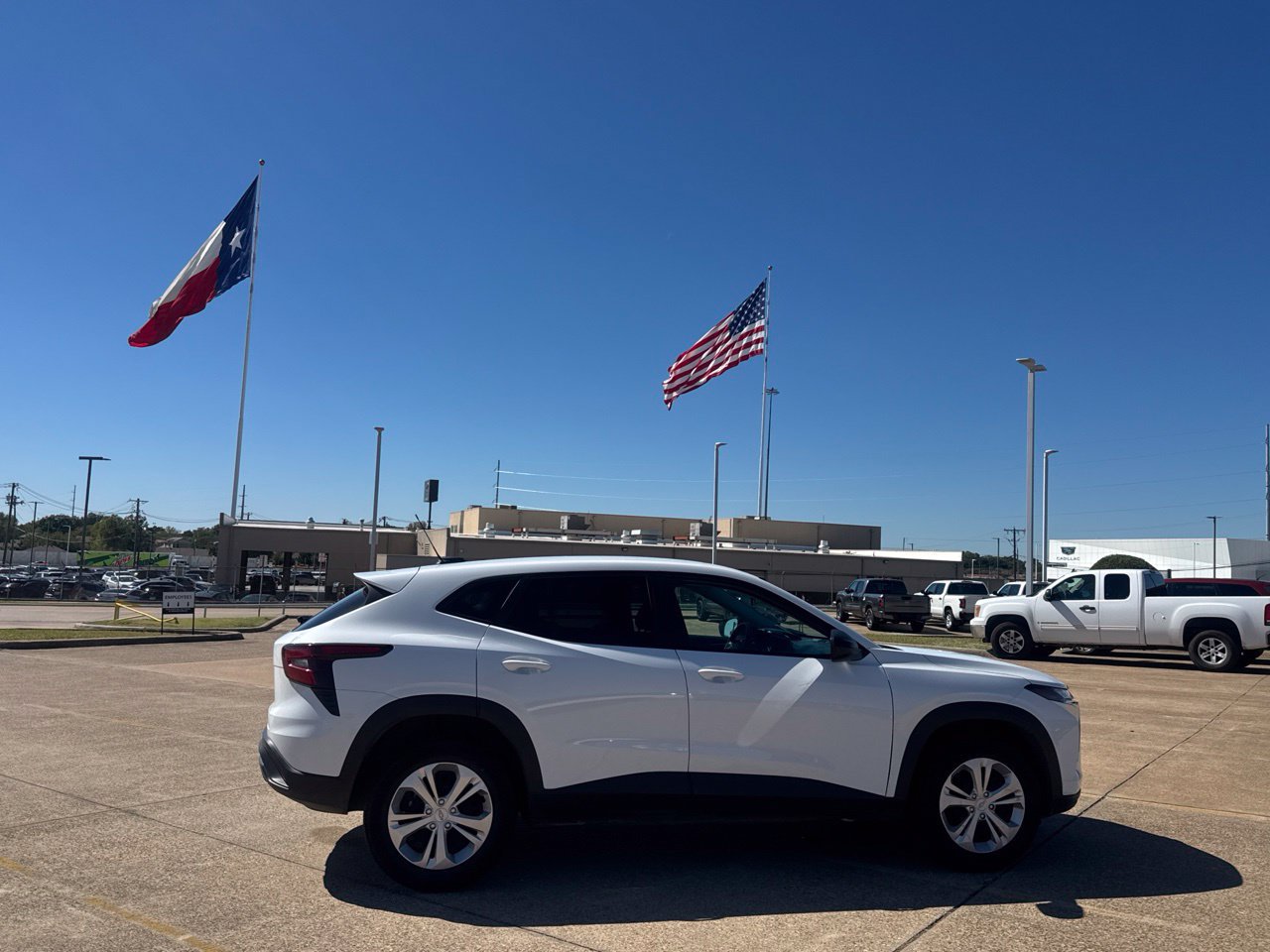 Used 2025 Chevrolet Trax LS FWD image 22