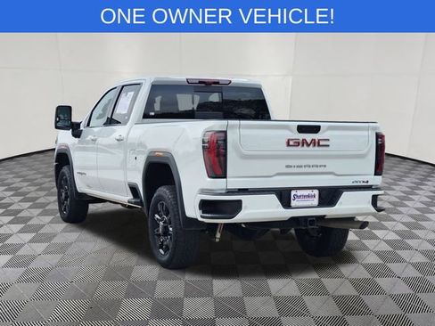 Used 2025 GMC Sierra 2500 AT4 w/ Technology Package image 3