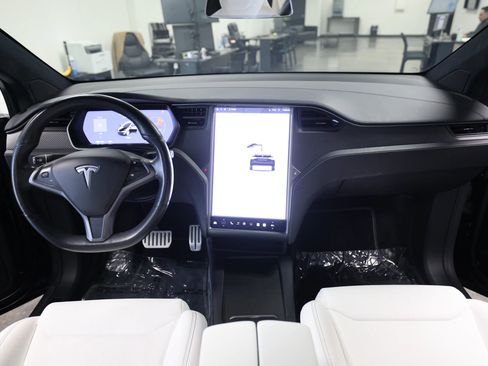 Used 2018 Tesla Model X P100D image 18