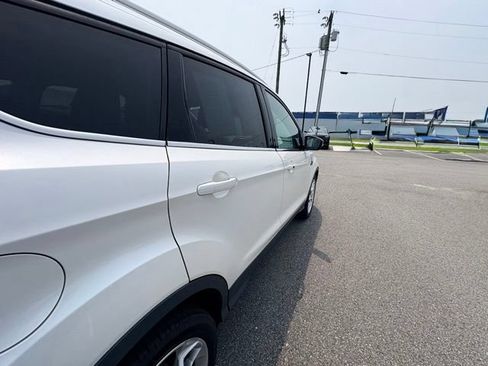 Used 2016 Ford Escape Titanium w/ Equipment Group 301A FWD image 11