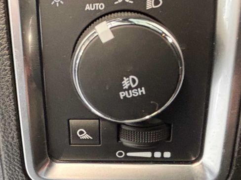 Used 2021 RAM 1500 Classic Warlock AWD/4WD image 19