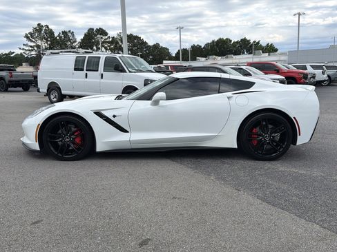 Used 2015 Chevrolet Corvette Stingray Coupe w/ 2LT Preferred Equipment Group RWD image 9