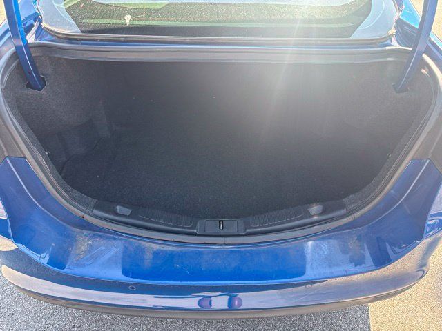 Used 2017 Ford Fusion SE w/ Fusion SE Technology Package FWD image 14