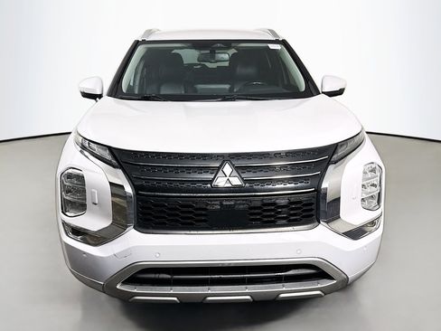 Used 2022 Mitsubishi Outlander SEL image 2