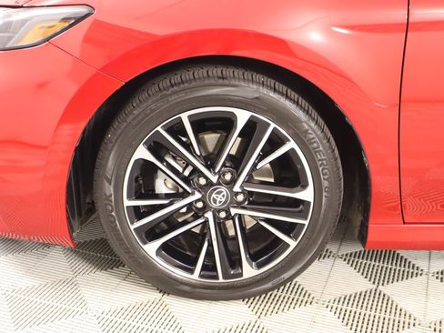 Used 2025 Toyota Camry XLE image 17