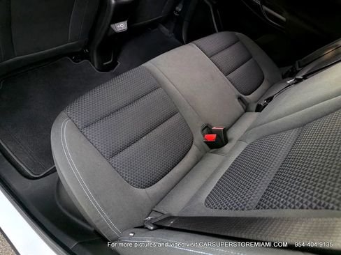 Used 2022 Chevrolet Bolt EUV LT w/ Driver Confidence Package image 34