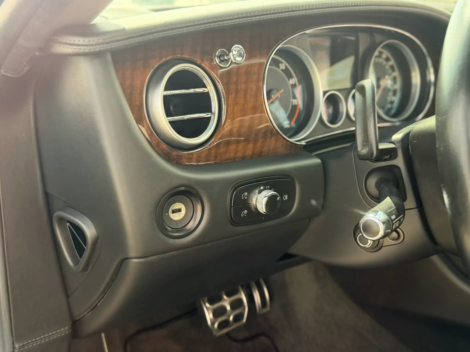 Used 2013 Bentley Continental GT AWD/4WD image 35