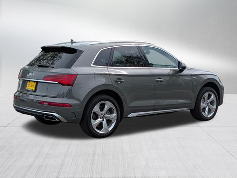 Used 2023 Audi Q5 2.0T Premium Plus w/ Premium Plus Package AWD/4WD image 7