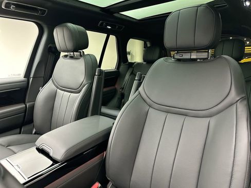 New 2026 Land Rover Range Rover SE AWD/4WD image 18