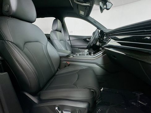 New 2025 Audi Q7 3.0T Prestige image 8