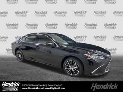 New 2025 Lexus ES 350 w/ Premium Package