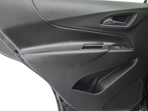 Used 2022 Chevrolet Equinox LT image 20