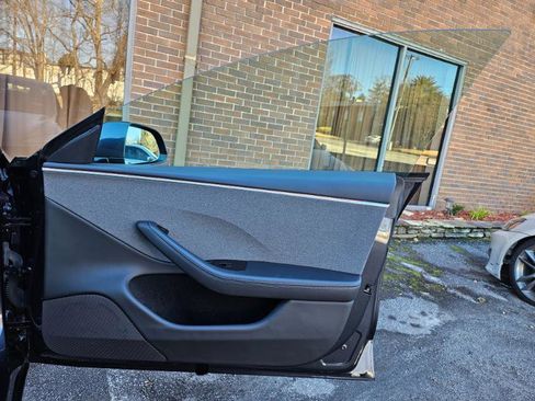 Used 2024 Tesla Model 3 image 51