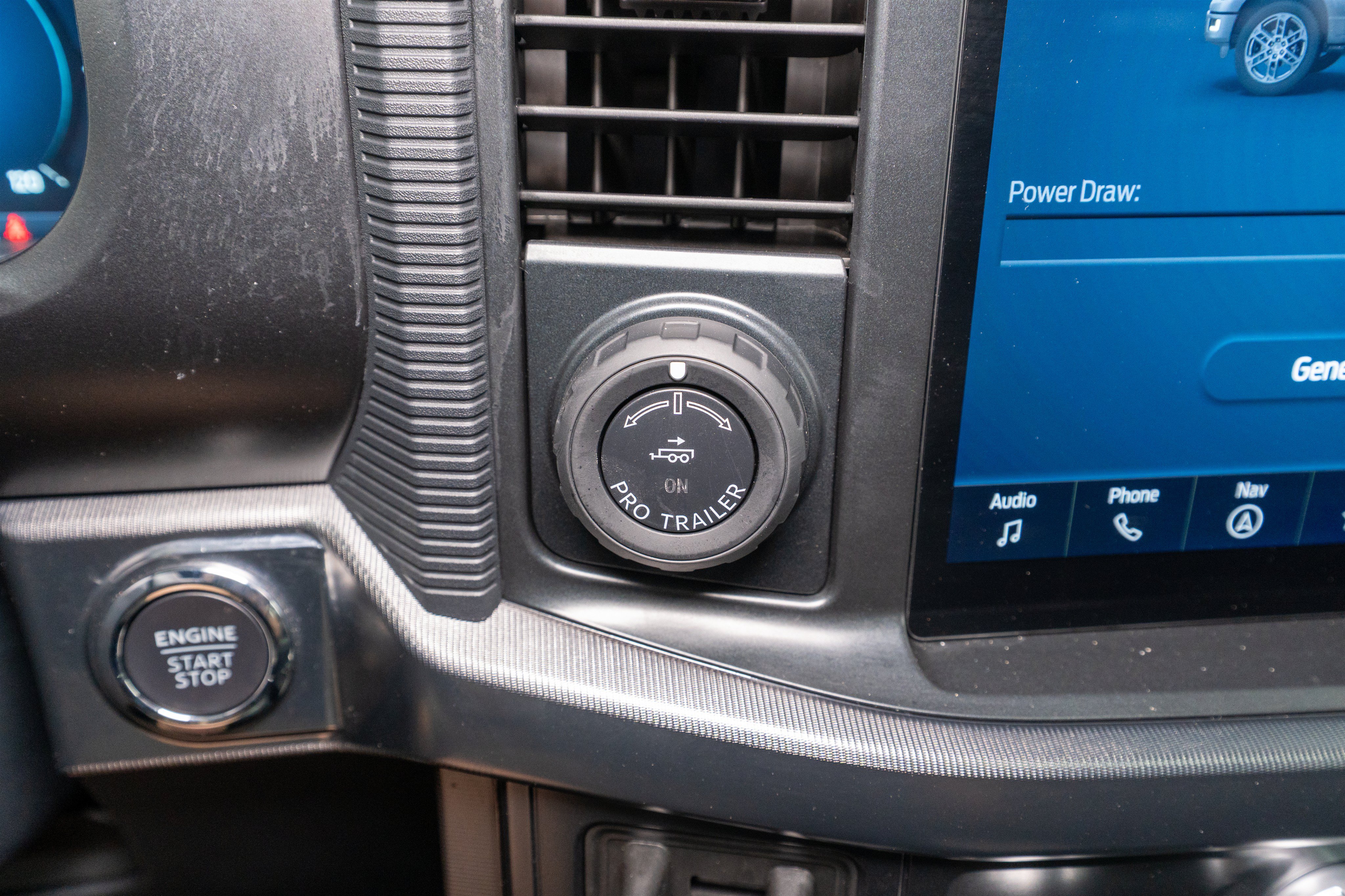 Used 2025 Ford F150 Platinum AWD/4WD image 31