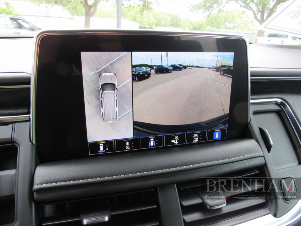 Used 2023 GMC Yukon XL SLT w/ SLT Luxury Package RWD image 29